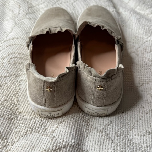 Kate Spade New York Lilly Suede Slipon Ruffled Sneaker Sz 8.5‎ - Picture 3 of 6